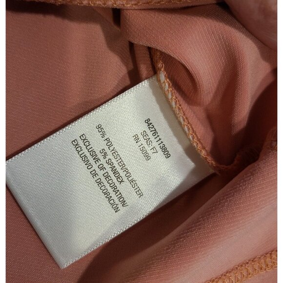 Simply Emma Size 1X Sharkbite Hem 3/4 Sleeve Beaded Embellished Neck Top Pink - Picture 6 of 15